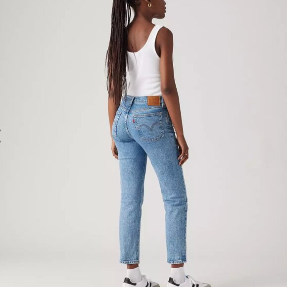 Levi's Wedgie Straight Fit Women's Jeans - Picture 3 of 6